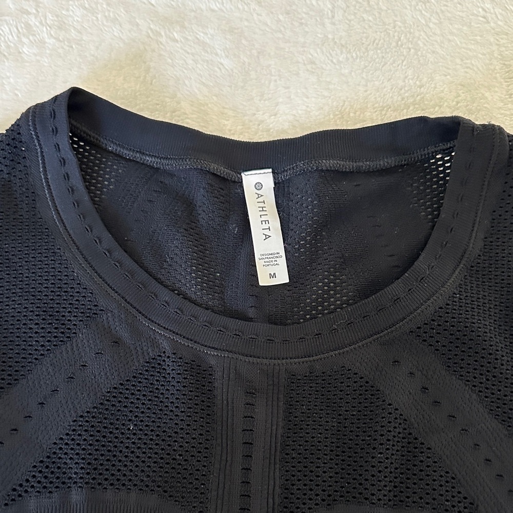 Athleta Black Sleeveless Women's Top - Picture 2 of 6